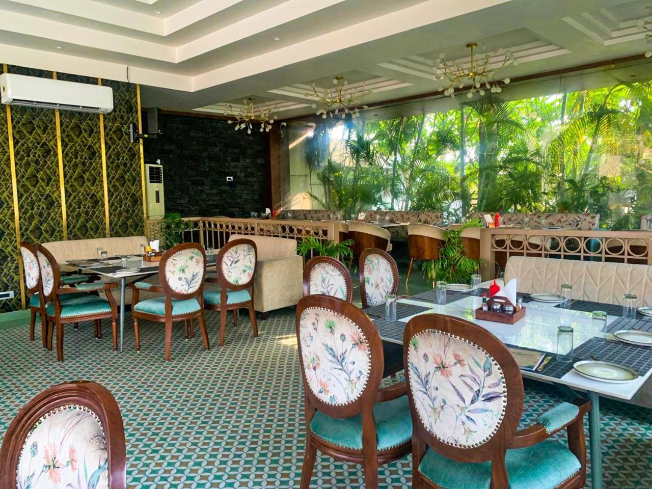 Pink Villa Boutique Hotel Meerut Eksteriør bilde