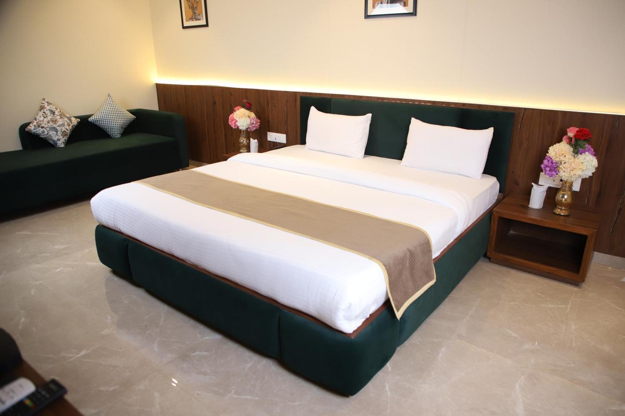 Pink Villa Boutique Hotel Meerut Eksteriør bilde