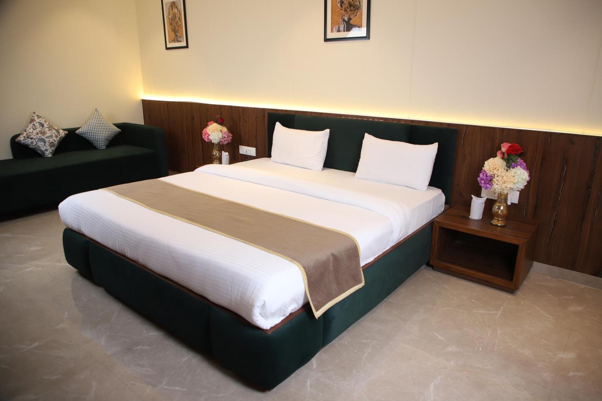 Pink Villa Boutique Hotel Meerut Eksteriør bilde