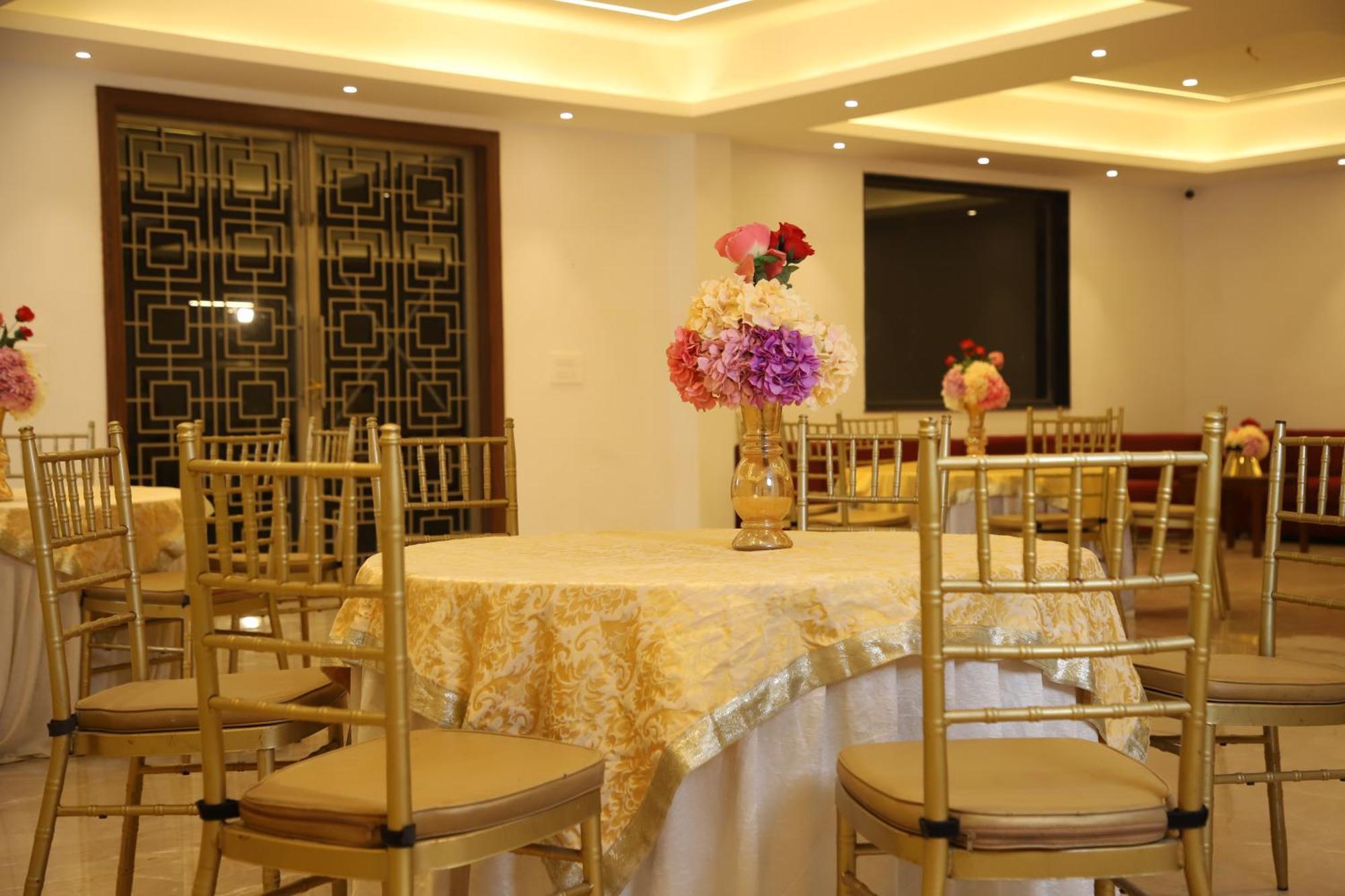 Pink Villa Boutique Hotel Meerut Eksteriør bilde