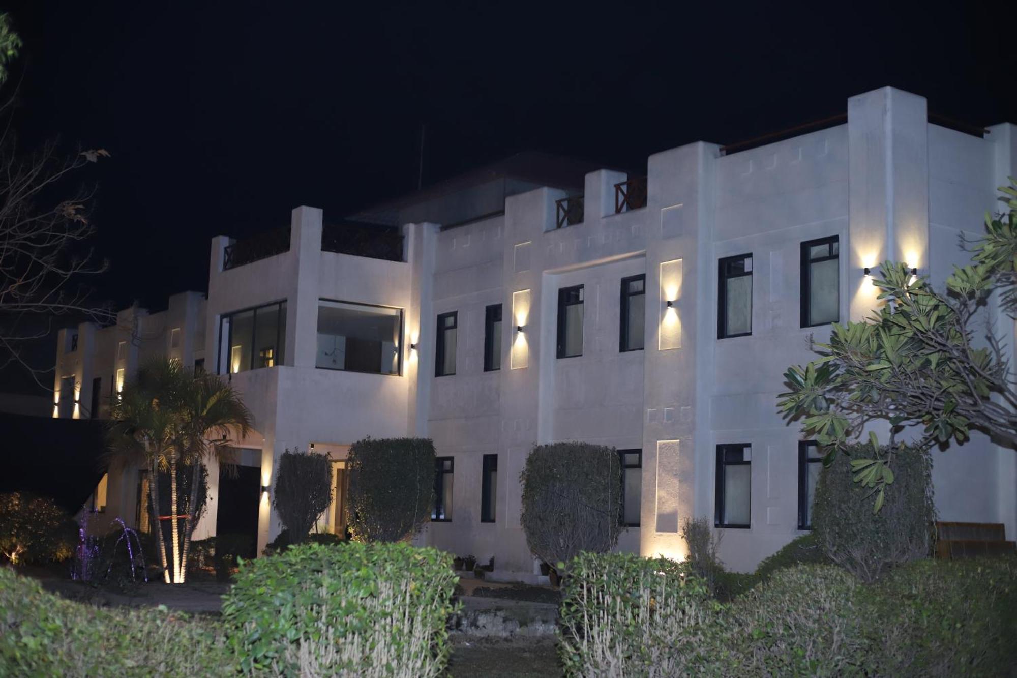 Pink Villa Boutique Hotel Meerut Eksteriør bilde